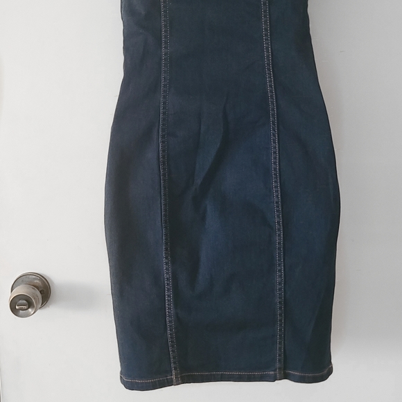 Strapless Denim Dress - Picture 6 of 9